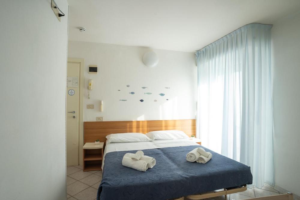 Hotel Kelly Rimini Esterno foto